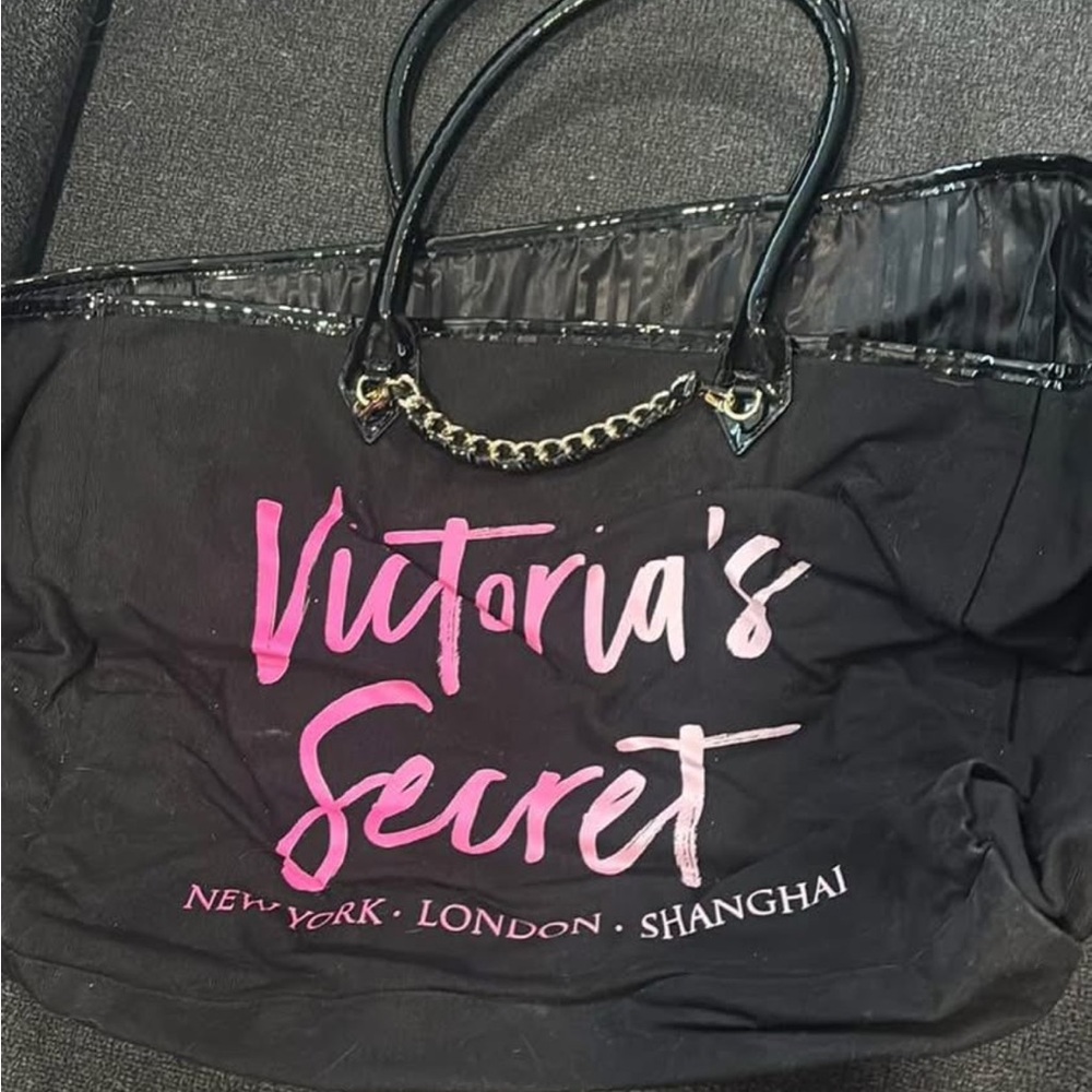 Victoria's Secret Black and Pink Tote Bag